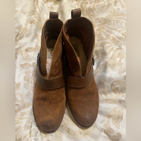 Ugg booties boots - Picture 2 of 9